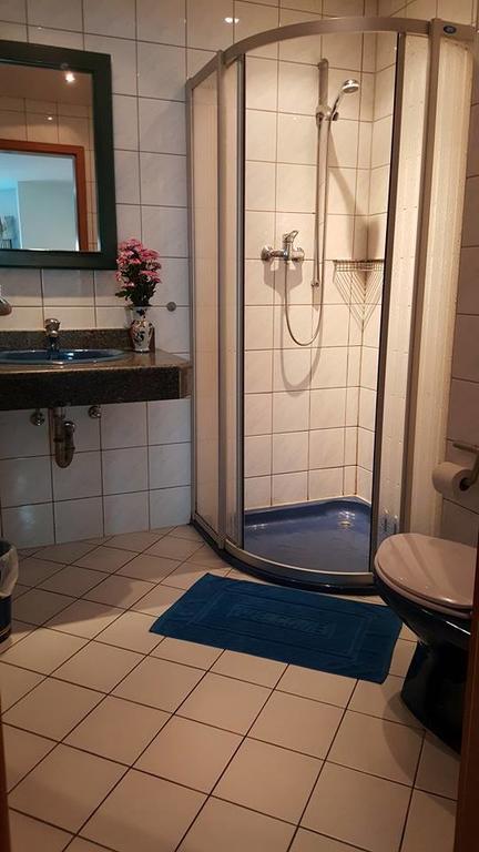 Karon Pension Zum Ross מראה חיצוני תמונה
